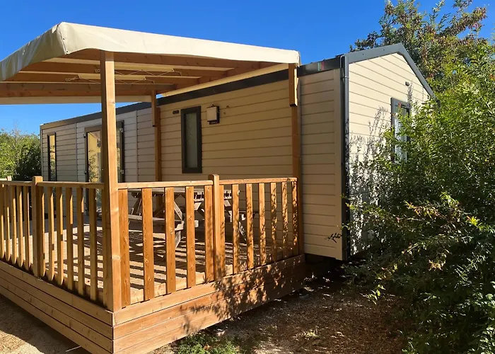 Camping L\' Arlesienne