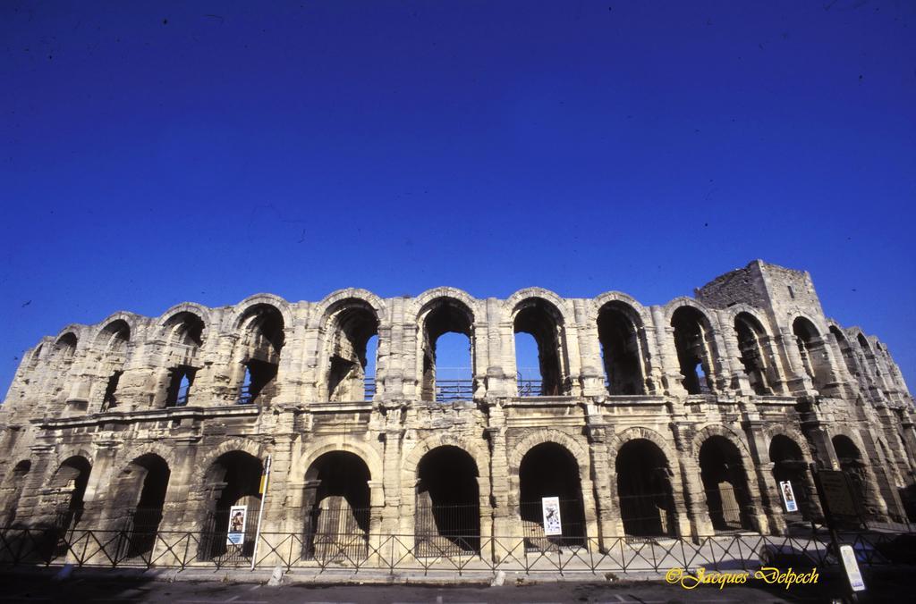L' Arlesienne Camping Arles