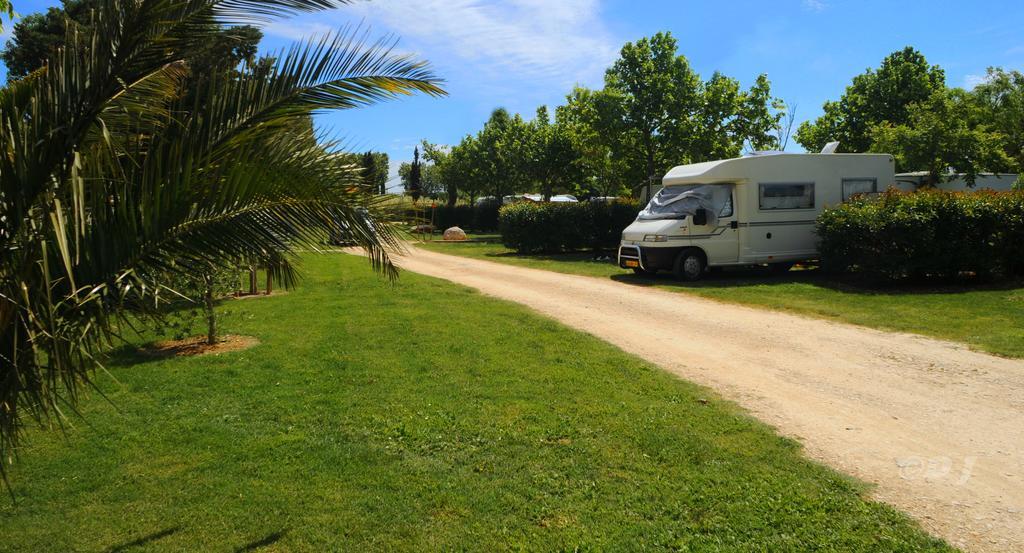 Camping L' Arlesienne 3*